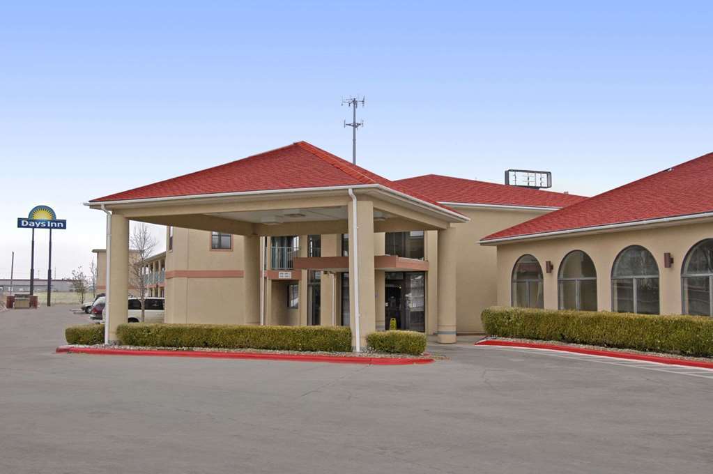 Days Inn By Wyndham Amarillo - Medical Center Exterior photo